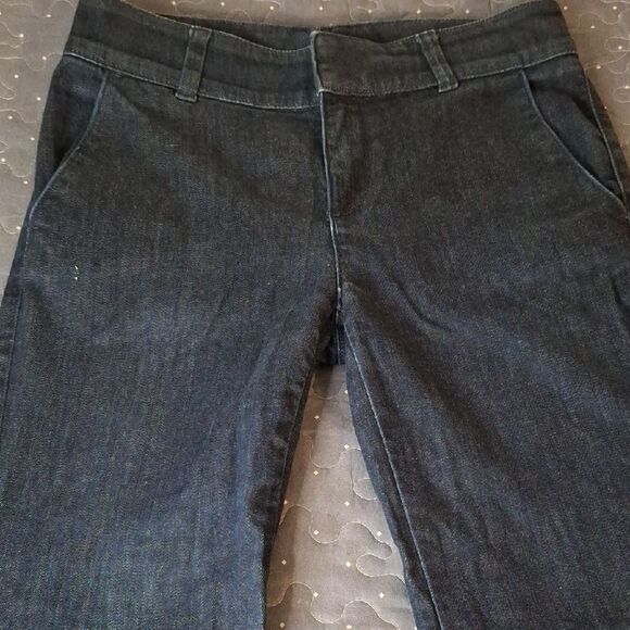 Ann Taylor Women's Blue Jeans size 4 - Picture 2 of 5